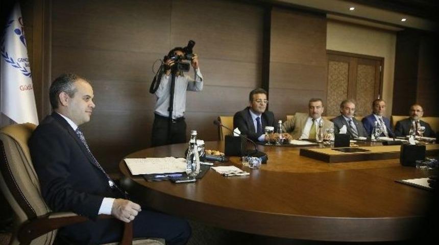 Bakan Kılı&ccedil;, Sesob Y&ouml;neticilerini Kabul Etti