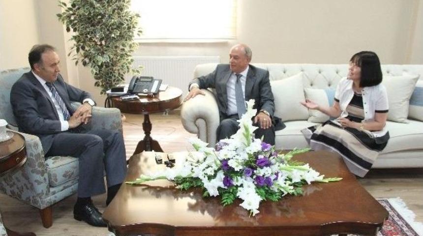 Rusya Federasyonu Trabzon Başkonsolosu Dmitry Nikolayevich Talanov, Vali Altıparmak&rsquo;ı Ziyaret Etti