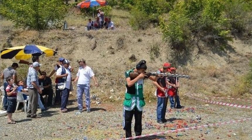 Tosya &lsquo;da 1. Geleneksel Trap Ve Kurşun Atışları Yarışması D&uuml;zenlendi