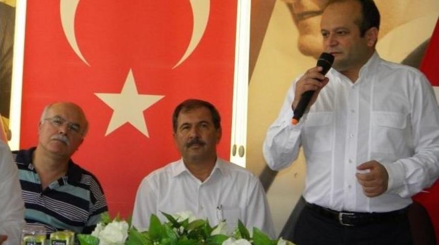 Ak Parti Uzunk&ouml;pr&uuml; İl&ccedil;e Teşkilatına Yeni Y&ouml;netim