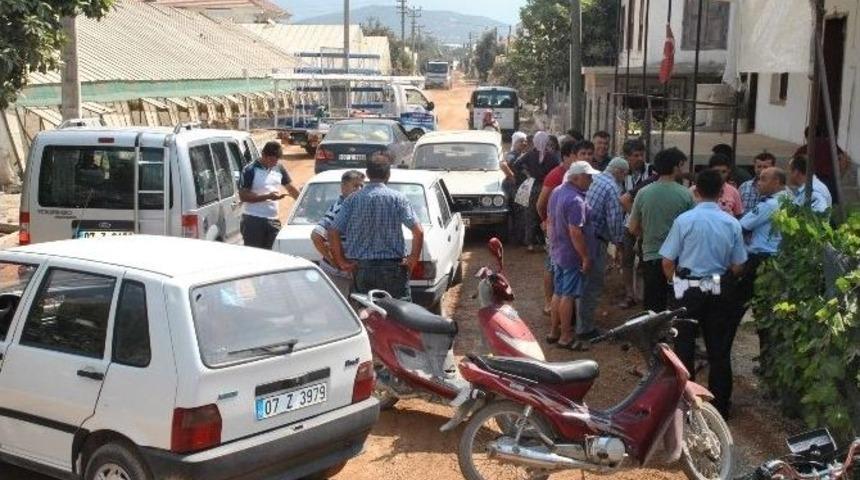 &Ccedil;ift&ccedil;iler Yol Kapatma Eylemi Yaptı