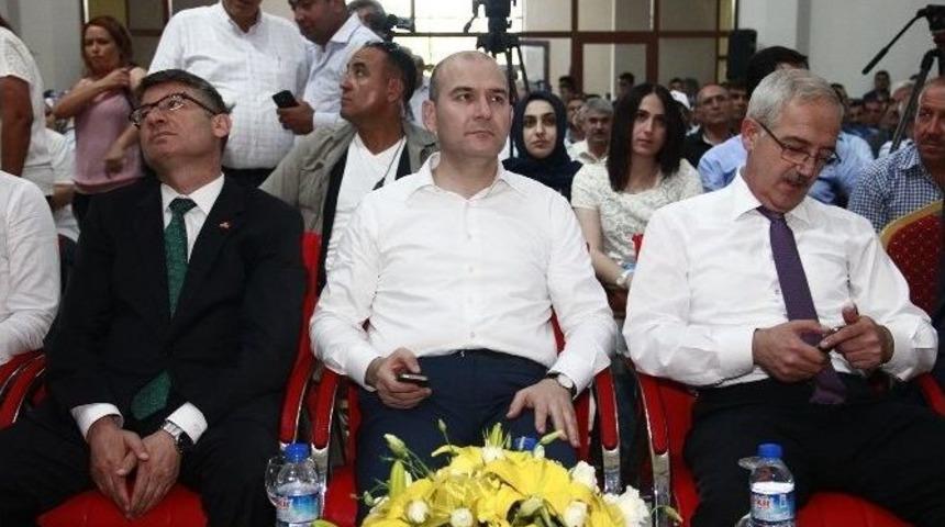 S&uuml;leyman Soylu'dan "paralel Devletin K&ouml;k&uuml;n&uuml; Kazımayan Namerttir" &Ccedil;ıkışı