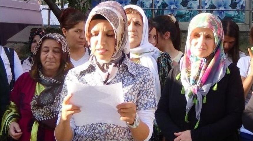 Hakkarili Kadınlardan Arın&ccedil;&rsquo;a Tepki