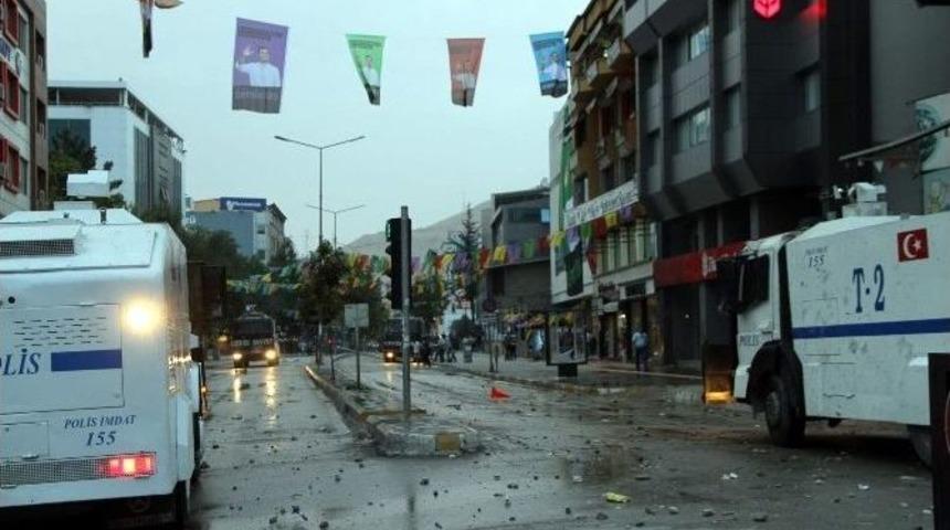 Van&rsquo;da Olaylar &Ccedil;ıktı