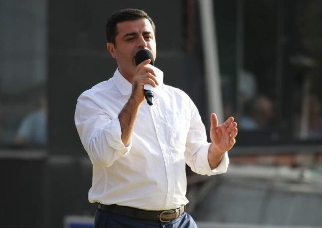 Selahattin Demirtaş Van&rsquo;da