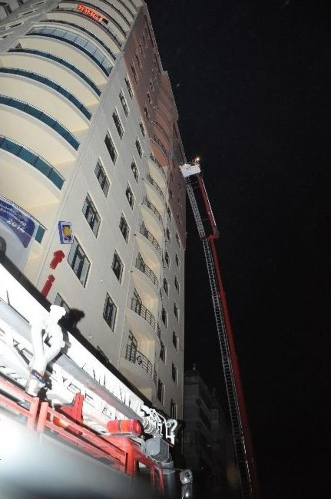 İş Merkezinde Yangın Paniği