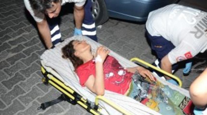 Birlikte Yaşayan &Ccedil;iftin Kavgası Kanlı Bitti: 1 &Ouml;l&uuml;, 1 Yaralı