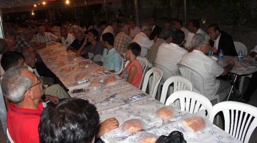 G&ouml;ğebakan Mevlidine Binler Katıldı