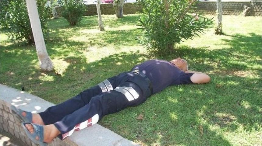 Vatandaşın Derdini &Ccedil;&ouml;zen İtfaiyeci Kendi Derdini &Ccedil;&ouml;zemedi