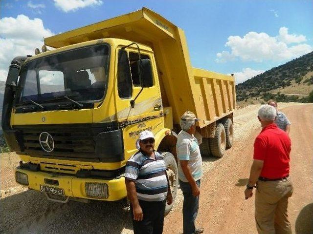 Korkuteli Avdan Susuz Yolunda Çalışmalar Devam Ediyor