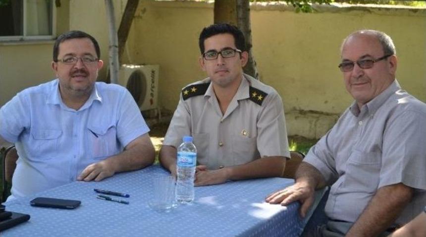 Kula'da Oda Başkanlarından Oğuz&rsquo;a Ziyaret