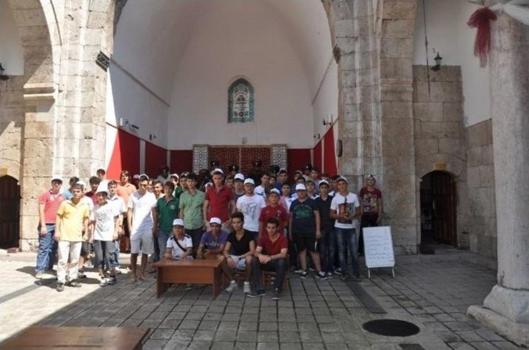 D&uuml;zceli Gen&ccedil;ler Amasya&rsquo;yı Keşfetti