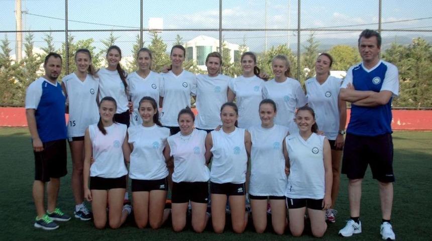 Nil&uuml;fer Belediyespor, Sezon Hazırlıklarına Başladı