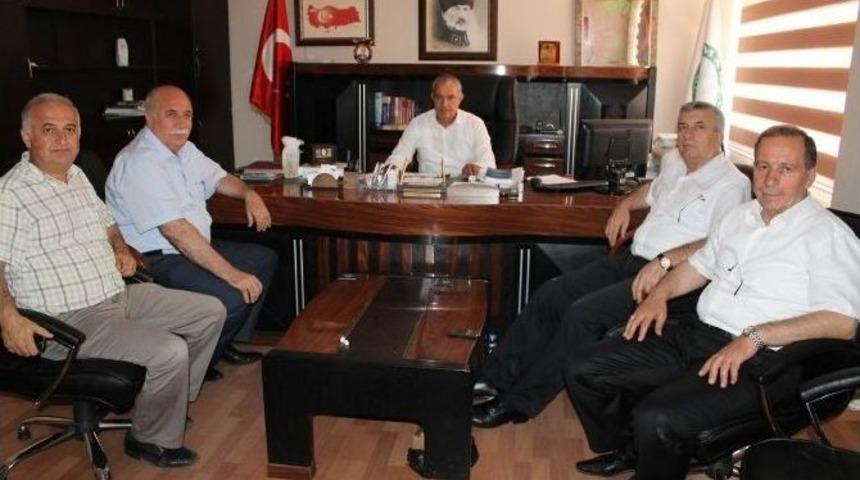 Besob Başkanı Fehmi Erdem Manyas Belediye Başkanı Tancan Bar&ccedil;in'i Ziyaret Etti