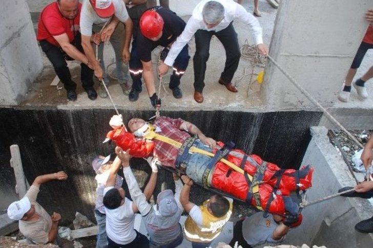İnşaattan Düşen İşçi Ağır Yaralandı G5