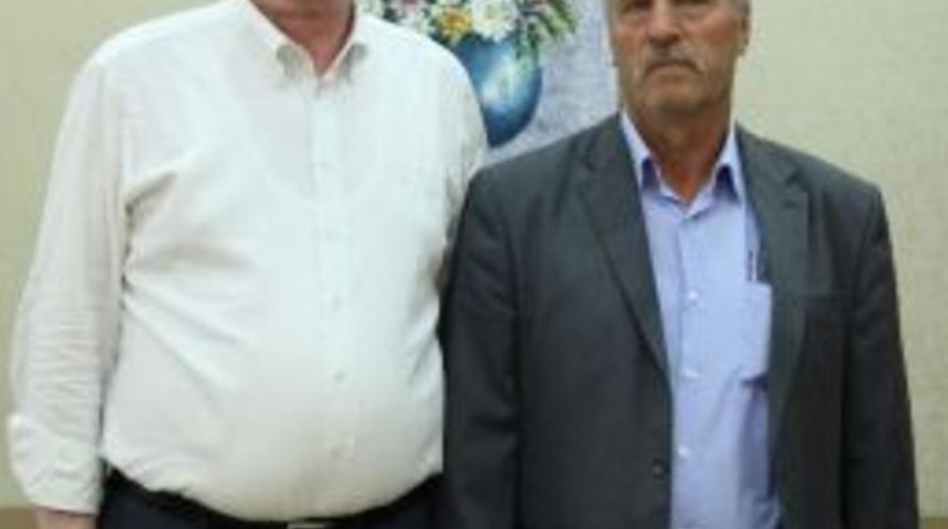 Başkan Kurt, Sevin&ccedil; Mahallesinin Sorunlarını Dinledi