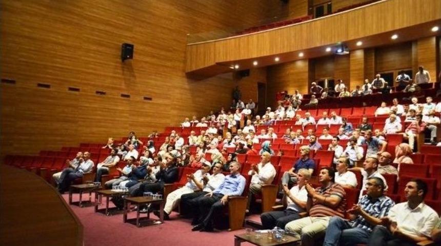 Ak Parti Serdivan İl&ccedil;e Teşkilatı Sandık M&uuml;şahitlerine Eğitim Verdi