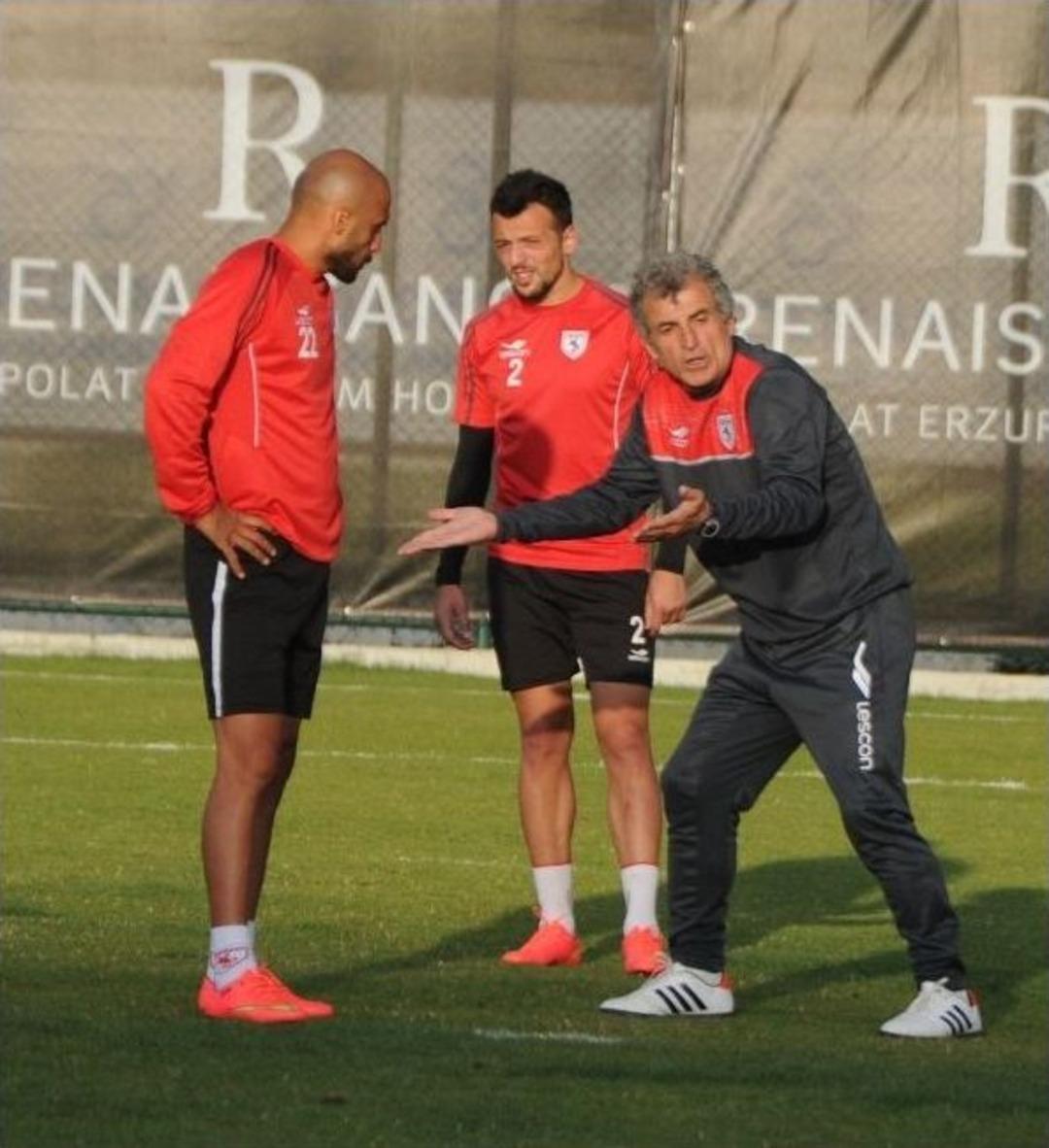 Futbolculara &lsquo;altın&rsquo; Nasihatler