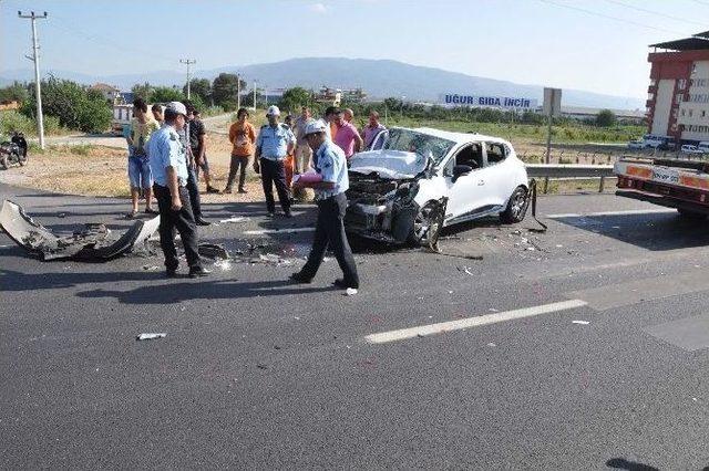 Nazilli’de Trafik Kazası; 4 Yaralı