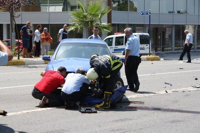 Ünye'de Trafik Kazası: 2 Yaralı