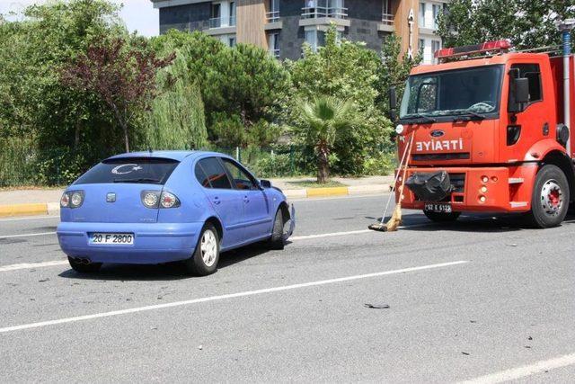 Ünye'de Trafik Kazası: 2 Yaralı