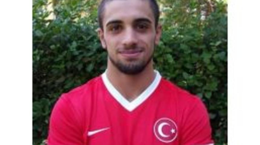 T&uuml;rkiye&rsquo;yi Şahinbey Belediye Sporlu G&uuml;reş&ccedil;i Temsil Edecek