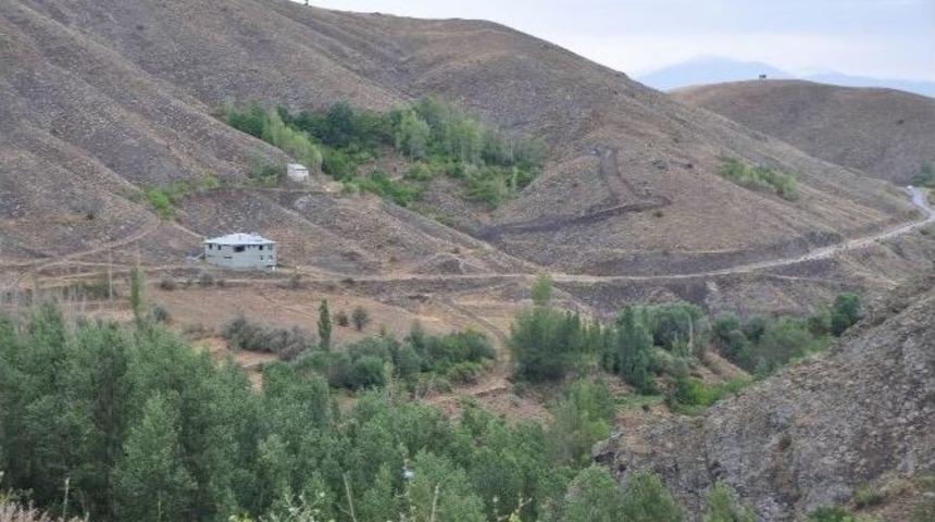 Suşehri&rsquo;ne Yapılacak Sulama Barajı Hakkında K&ouml;yl&uuml;ler Bilgilendirildi