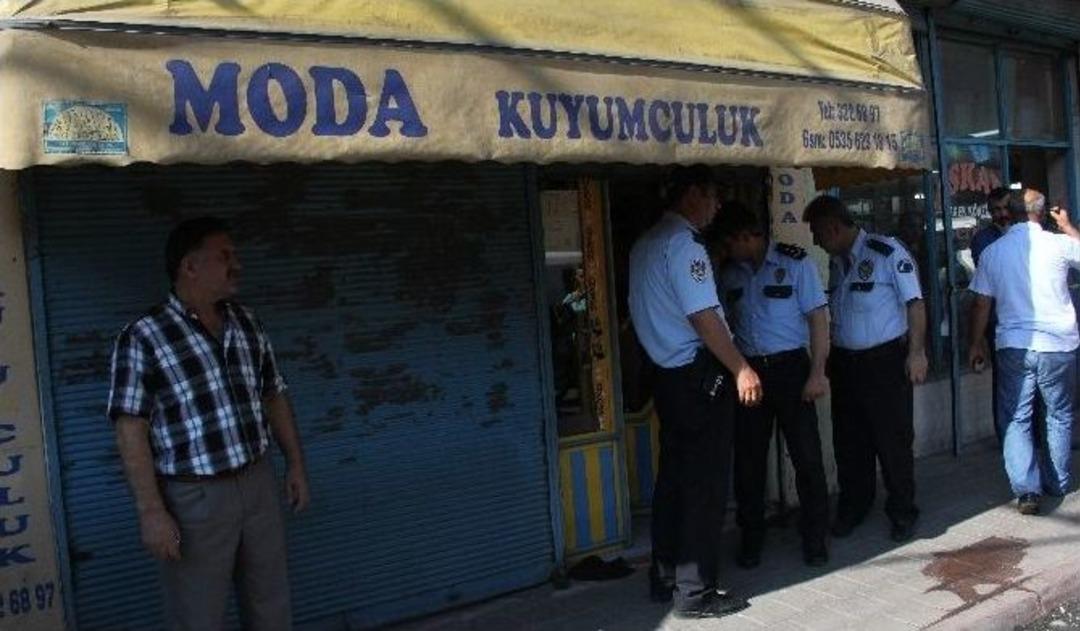 Kuyumcu Soygununu Kahraman Komşu &Ouml;nledi