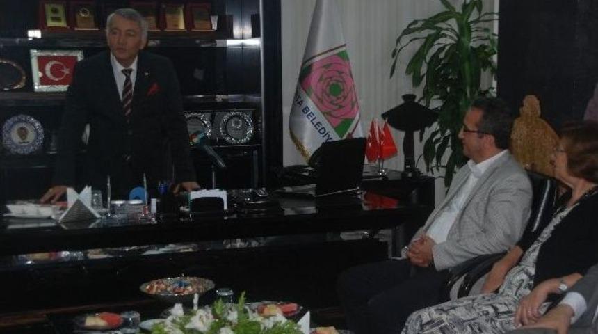 Chp Heyeti, Başkan G&uuml;naydın'ı Ziyaret Etti