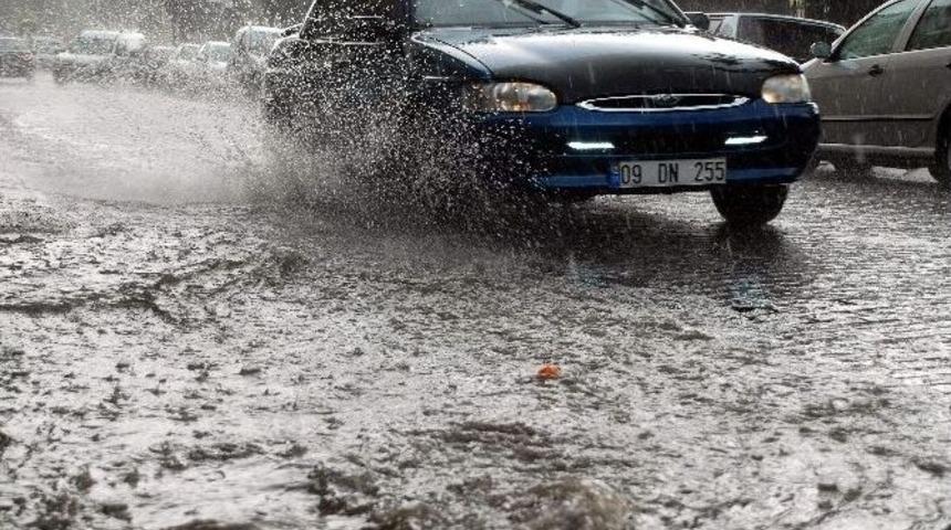 Aydınlıları Yaz Yağmuru Serinletecek