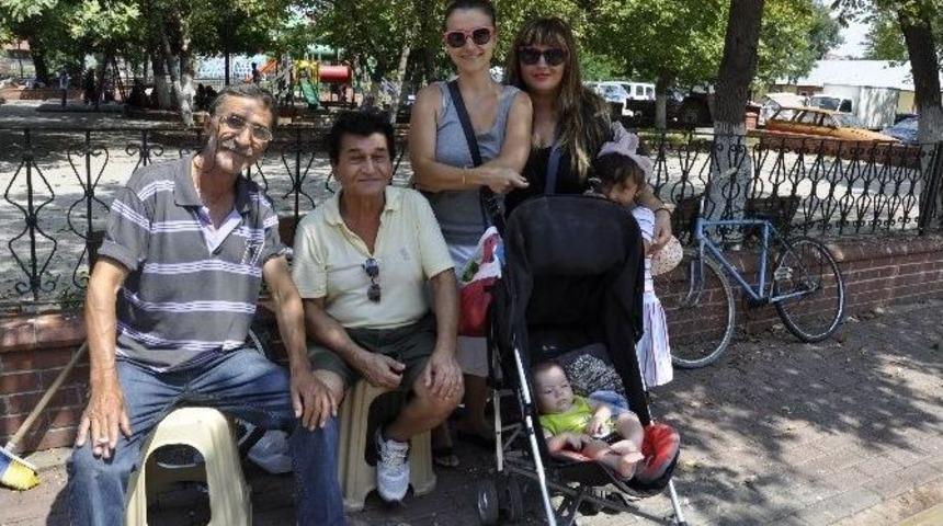 Sanayi Mutlu, Muratlı&rsquo;daki Akrabalarını Ziyaret Etti