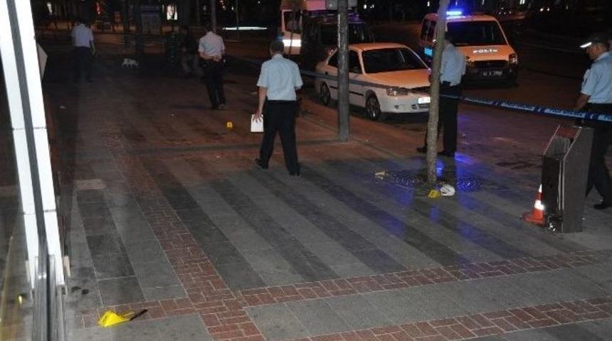 Konya&rsquo;da Bı&ccedil;aklı Kavga: 2 Yaralı