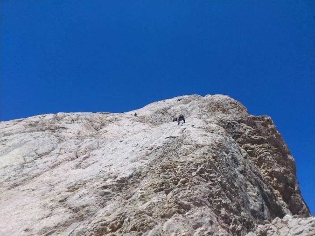 4 G&uuml;nde 5 Zirve