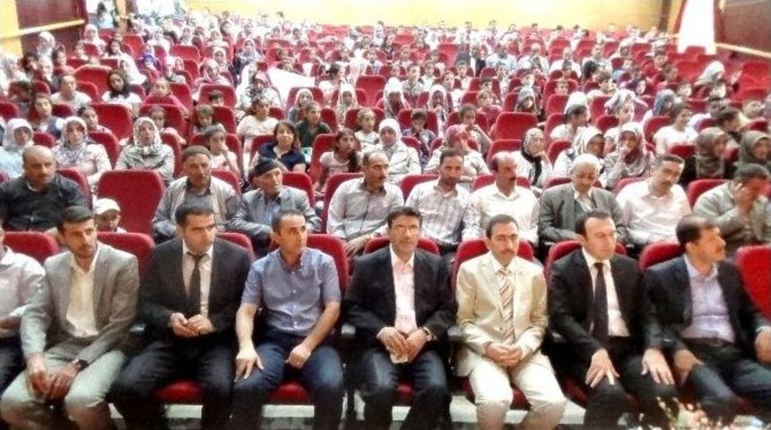 Hakkari&rsquo;de &lsquo;aile Ve Kadın&rsquo; Konulu Konferans