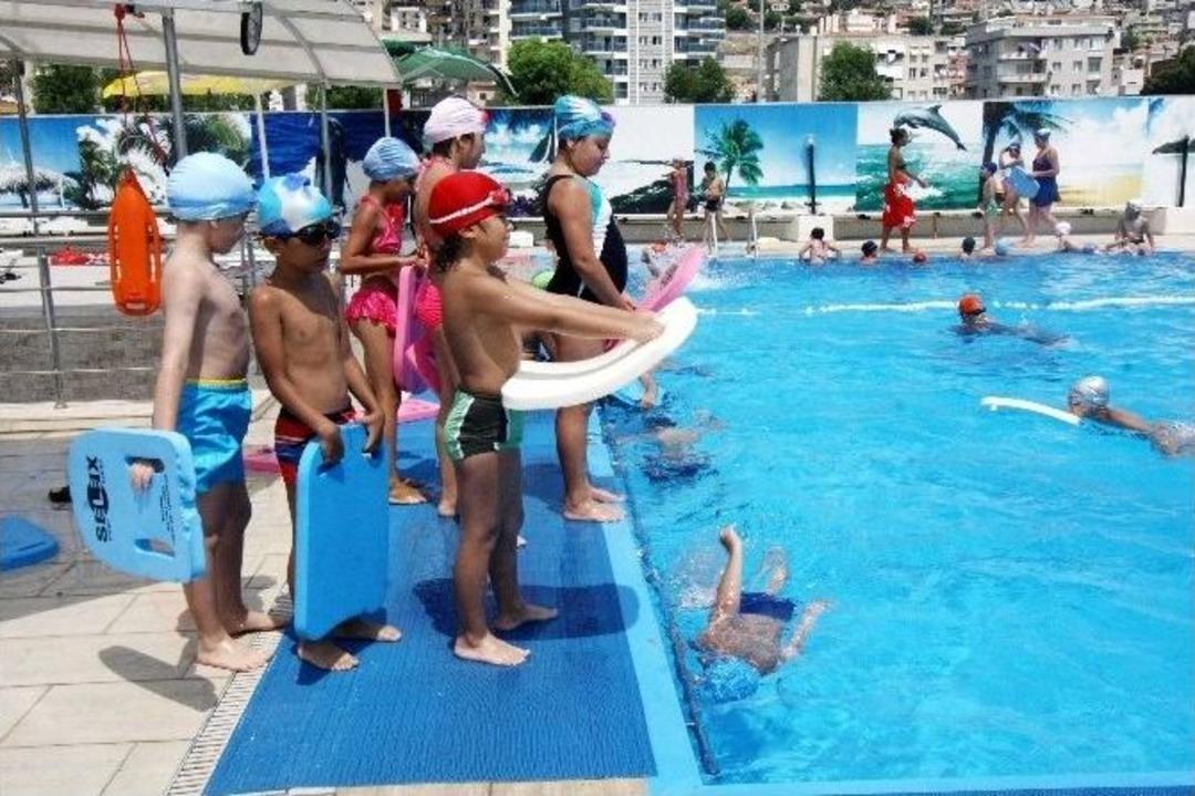 Bayraklı'nın Minik Kula&ccedil;ları