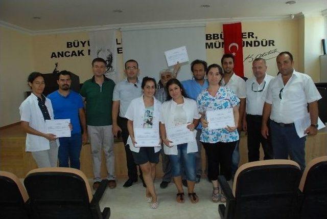 Didim’de Diş Protez Yardımcıları Sertifikalarını Aldı