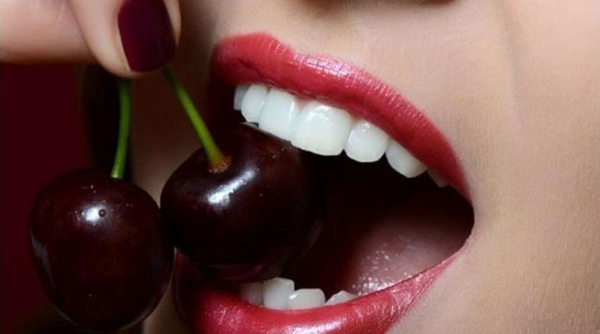 Dişler İ&ccedil;in S&uuml;per Gıdalar