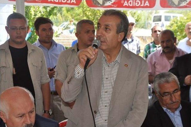 Bakan Eker Adilcevaz’da