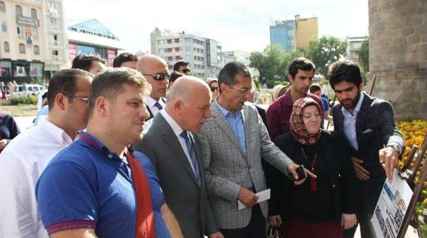 &ldquo;yeni T&uuml;rkiye Yolunda Demokrasi Sokağı&rdquo; Temalı Sergiye B&uuml;y&uuml;k İlgi