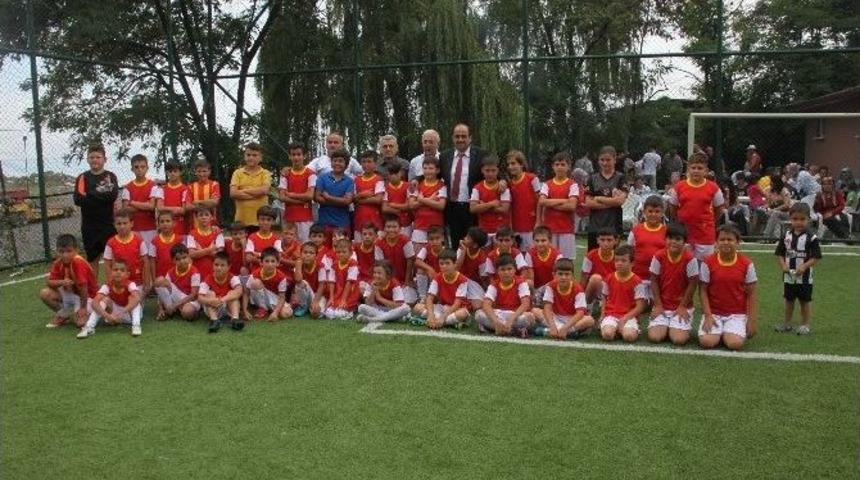 Demirtaş, Gen&ccedil; Yeteneklere Mangal Partisi Verdi