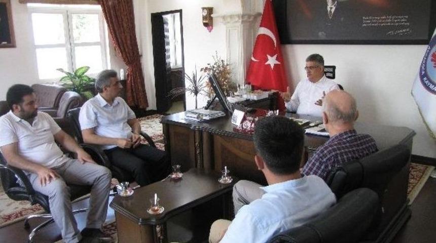 Sp'den Ak&ccedil;akoca Kaymakamı Pekmez'e Ziyaret