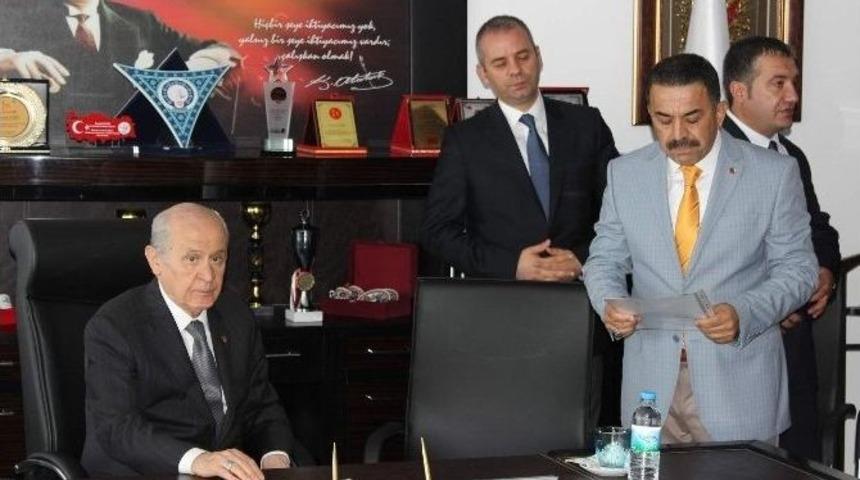 Bah&ccedil;eli'ye Ekmeleddin İhsanoğlu İ&ccedil;in Kazanma S&ouml;z&uuml;