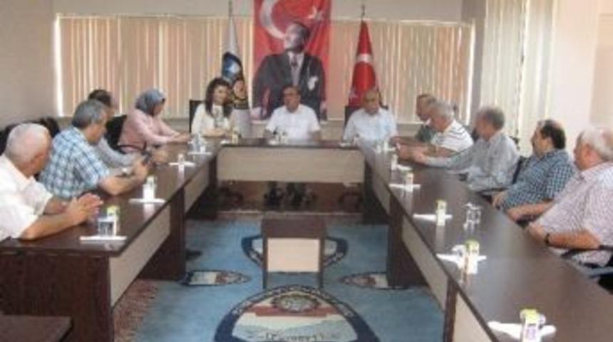 T&uuml;rkmenoğlu&rsquo;ndan Konesob&rsquo;a Ziyaret