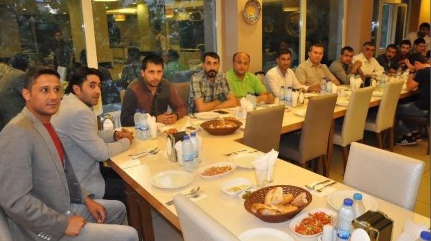 H&uuml;k&uuml;metin &Ccedil;&ouml;z&uuml;m S&uuml;recine Yasal Dayanak Oluşturmak İ&ccedil;in Hazırladığı &Ccedil;er&ccedil;eve Yasa Tasarısına Patnos&rsquo;taki Stk&rsquo;lardan Destek Geldi