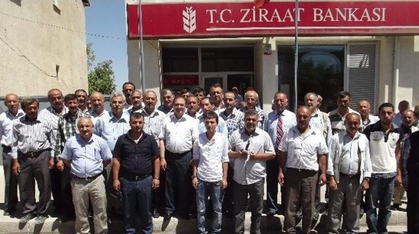 Ak&ccedil;adağ'da Erdoğan'a Destek