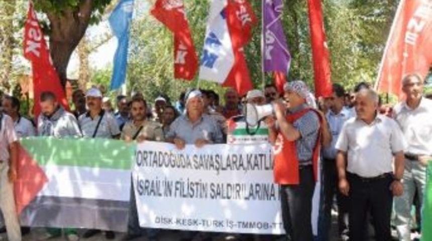 Stk&rsquo;lardan Filistin Protestosu