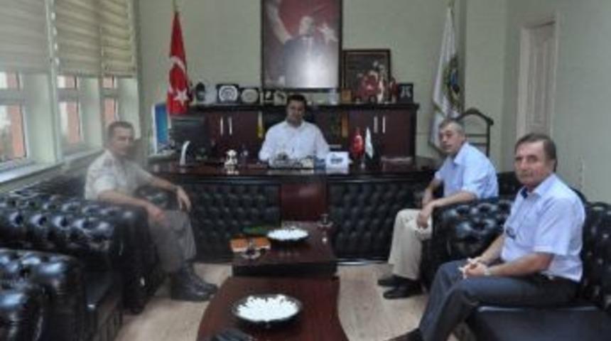 Malkara'ya Yeni Atanan İl&ccedil;e Jandarma Komutanından Başkan Ulaş Yurdakul'a Nezaket Ziyareti