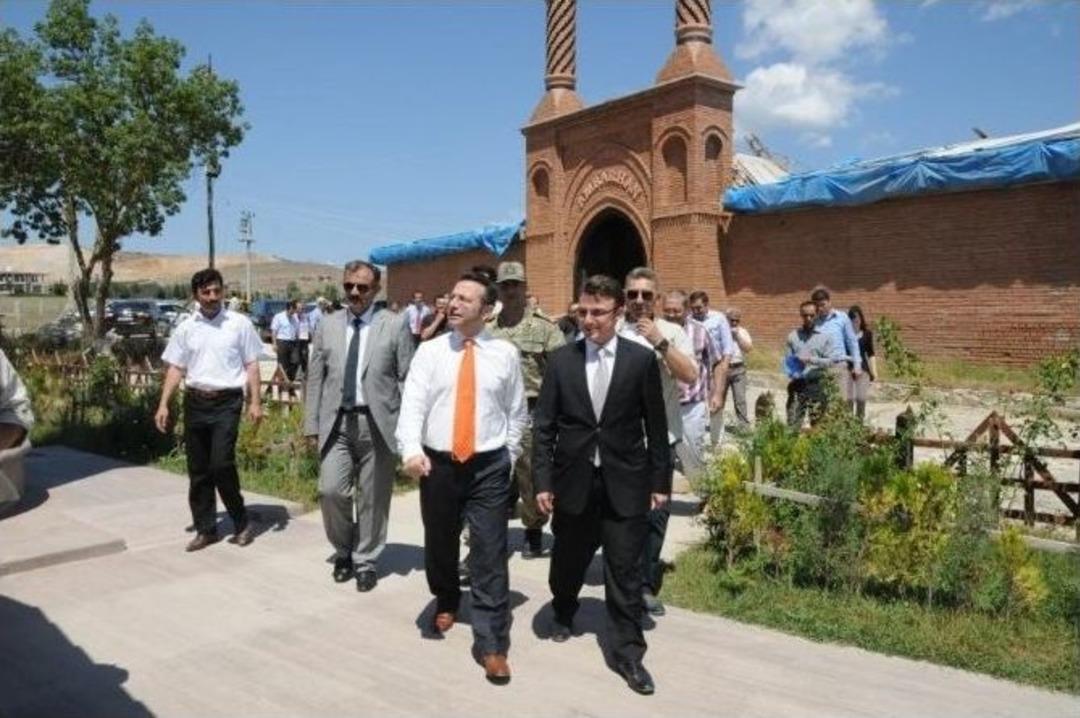 Vali Aksoy Yatırımları İnceledi