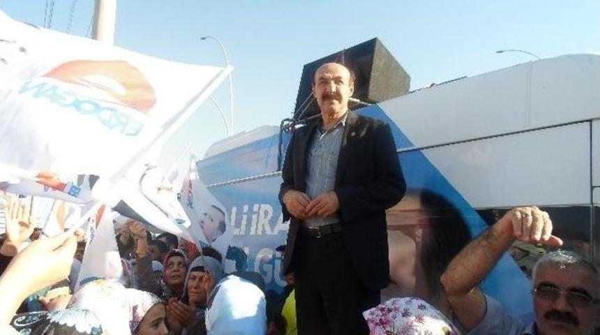 Diyarbakır&rsquo;da Başbakan&rsquo;a Destek Mitingi