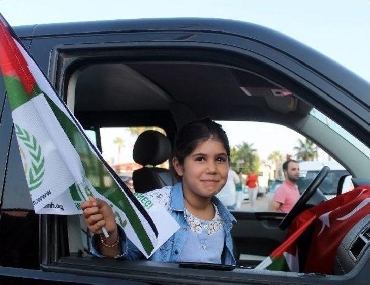 İsrail'i Araç Konvoyu İle Protesto Ettiler G1